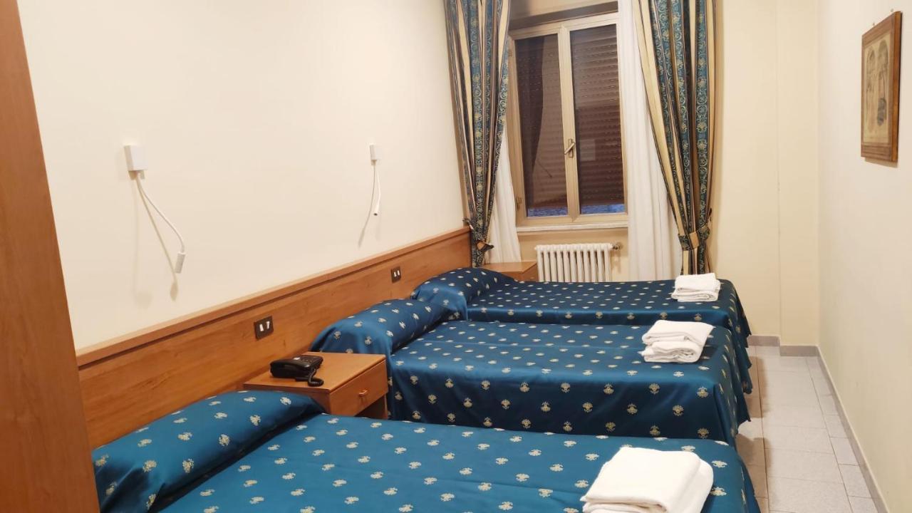 Suore Concezioniste Missionarie - Carmen Salles Roma Bed & Breakfast - Rome — Photos 3